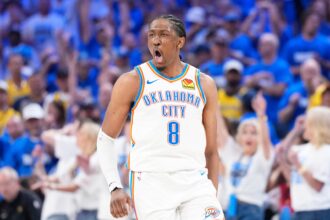 Thunder vence Pacers