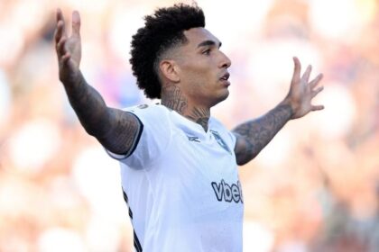 Botafogo vence PSG com gol de Igor Jesus