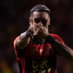 Valorizados Cartola 17ª rodada: Derik Lacerda