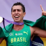 Caio Bonfim conquista ouro no Mundial de Atletismo