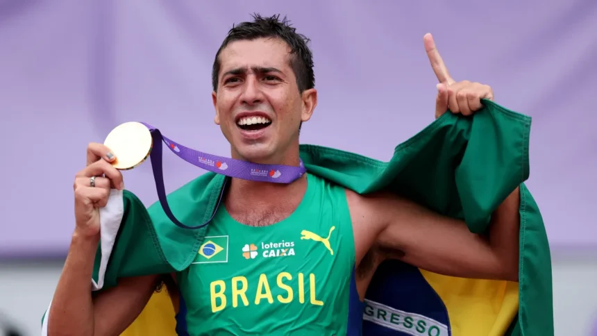 Caio Bonfim conquista ouro no Mundial de Atletismo