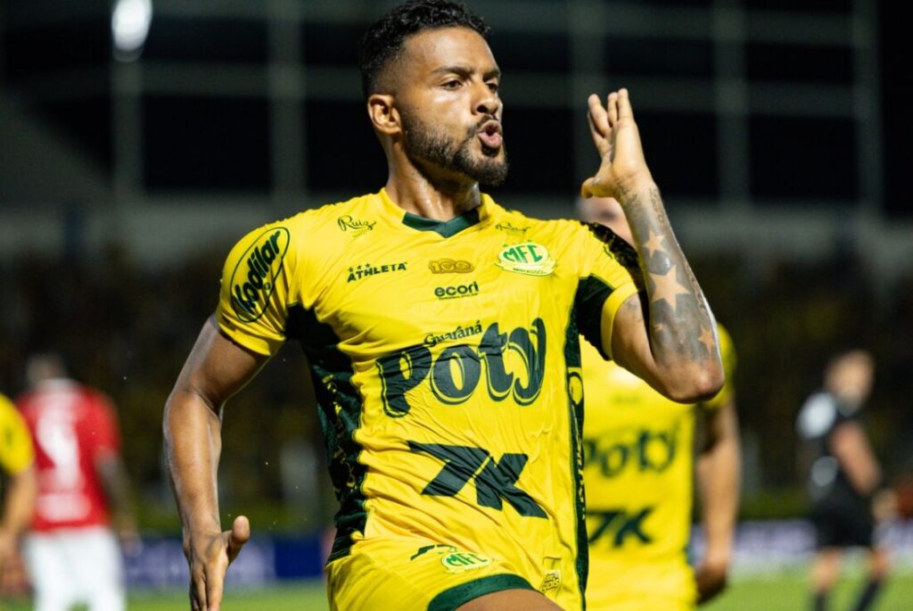 reinaldo-1024x685 Seleção da 29ª Rodada do Cartola FC: Os Melhores Pontuadores da Rodada