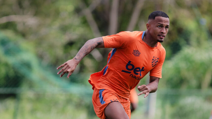 Valorizados Cartola 33ª rodada: Léo Pereira