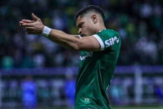 Valorizados Cartola 32ª rodada: Vitor Roque