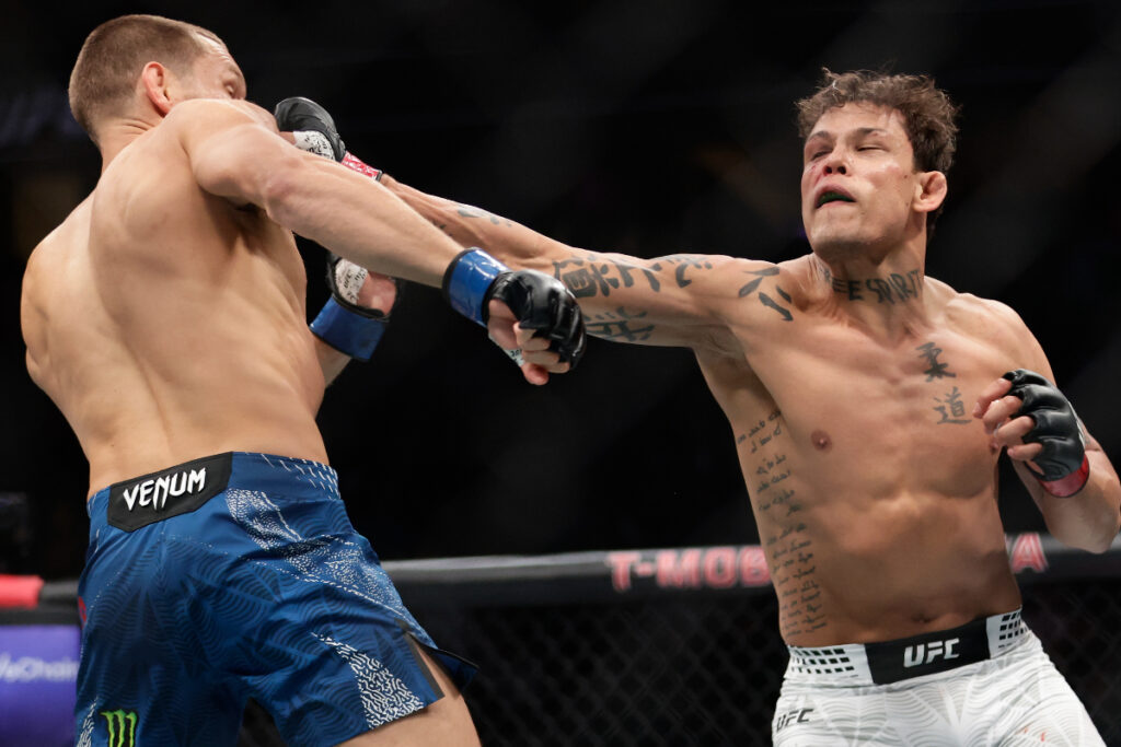 caio-borralho-soco-rdr-ufc-326-1024x683 Charles Oliveira no UFC 326: Temos um novo BMF