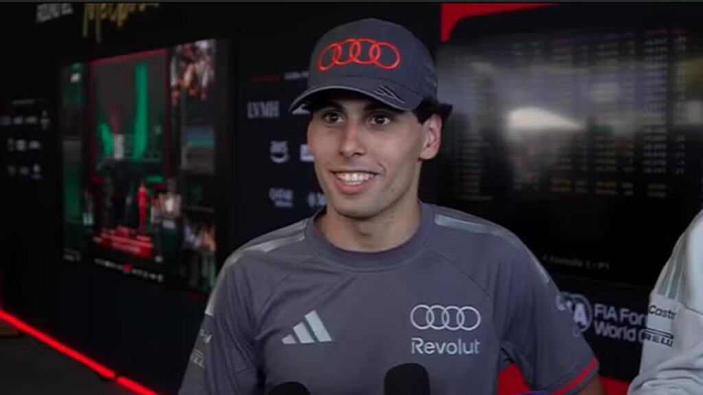 captura-de-tela-2026-03-08-as-03.48.02-1280x720-1-1024x576 GP da Austrália 2026: Russell Domina em Dobradinha da Mercedes