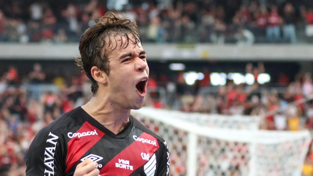 https___media.umdoisesportes.com_.br_main_2026_03_dudu-athletico-coritiba Top 11 Jogadores Mais Valorizados da 08ª Rodada do Cartola FC 2026