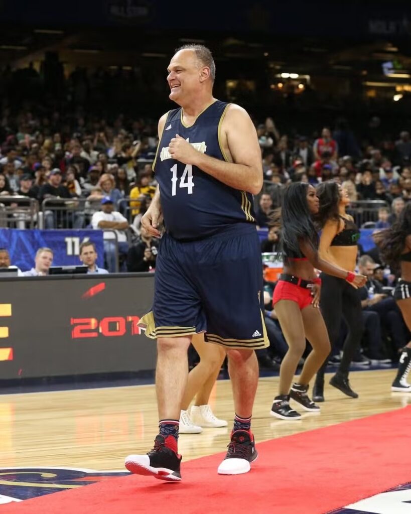 Oscar-Schmidt--819x1024 Oscar Schmidt morre aos 68 anos e eterniza legado no basquete