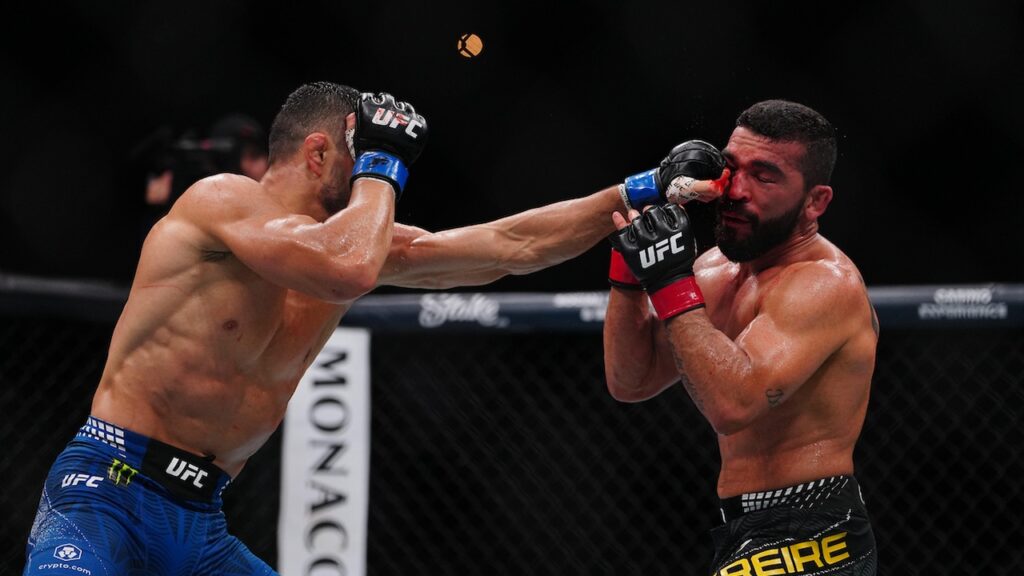 Patricio-Pitbull-Aaron-Pico-1280x720-1-1024x576 UFC 327: Ulberg Vence com Joelho Rompido e Conquista o Cinturão dos Meio-Pesados