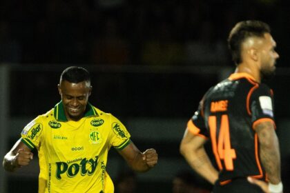 Valorizados Cartola 14ª rodada: Carlos Eduardo