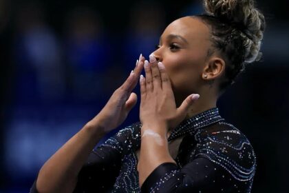 Rebeca Andrade comanda prata do Brasil no Pan de ginástica artística