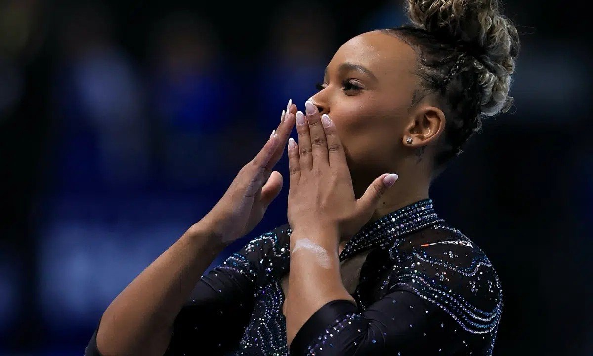 Rebeca-Andrade-comanda-prata-do-Brasil-no-Pan-de-ginastica-artistica Ginástica