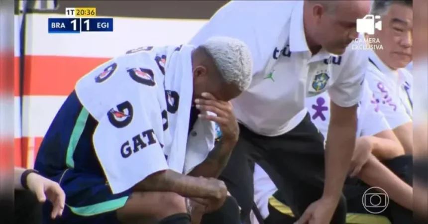 Wesley chora após sair lesionado