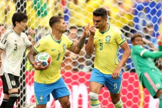 Casemiro comemora o gol de empate do Brasil contra o Japão na Copa 2026