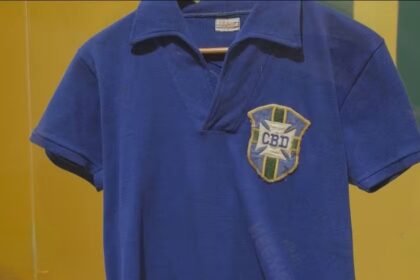 Camisa-de-Pele-usada-na-final-da-Copa-do-Mundo-de-1958-420x280 Home_news