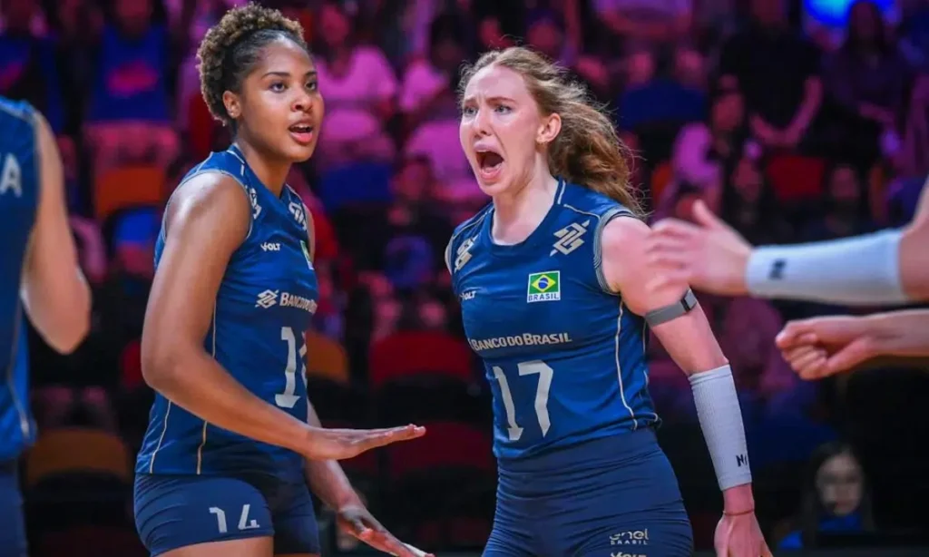 ana-cristina-julia-bergmann-brasil-japao-1024x614 Brasil vira sobre o Japão e avança para semifinal da VNL contra a Itália