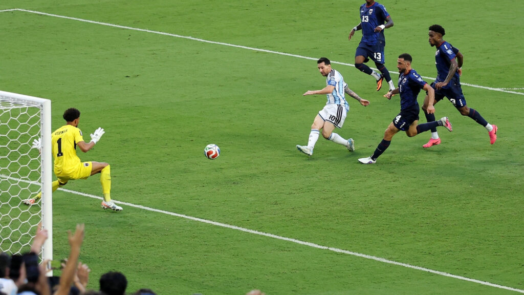 messi_cabo_verde_lance_1280x720-1024x576 Argentina 3 a 2 Cabo Verde: campeões sofrem, mas avançam na Copa 2026