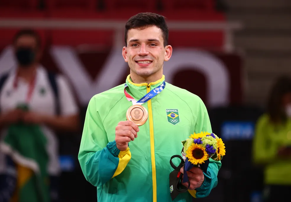 Daniel-Cargnin-medalha-de-ouro Daniel Cargnin busca virada no fim e conquista ouro no Grand Slam de Lausanne