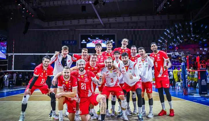 Polonia-comemorando-o-titulo-da-VNL-2026 Home_2