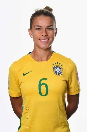 Tamires-Cassia-Dias-Gomes Seleção Feminina