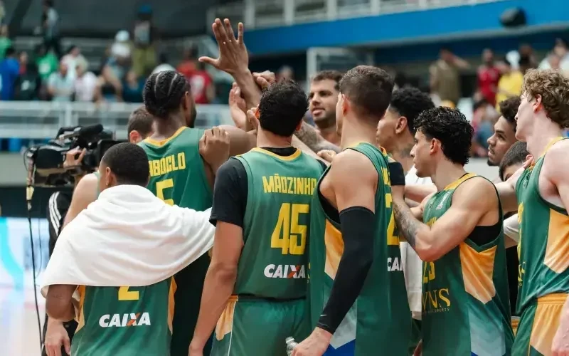 selecao-brasileira-basquete-aspect-ratio-512-320 Brasil no basquete: derrota para República Dominicana agita Eliminatórias