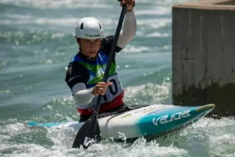 Ana Sátila conquista ouro no C1 da Copa do Mundo de canoagem slalom.