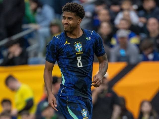 Andrey Santos