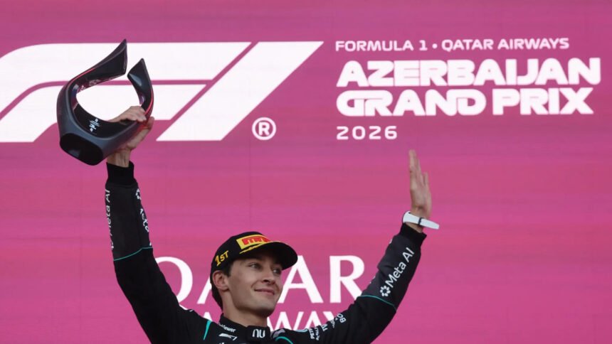 George Russell comemora vitória no GP do Azerbaijão 2026