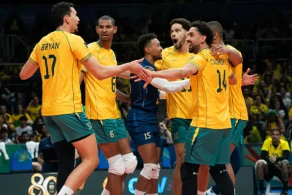 seleção brasileira masculina comemorando durante o Sul-Americano de 2026
