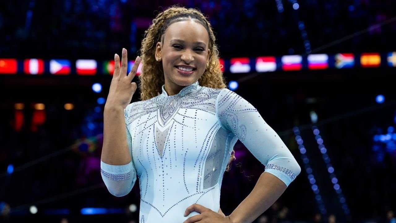 Rebeca Andrade é tricampeã mundial do salto no Mundial de Ginástica Artística 2026.